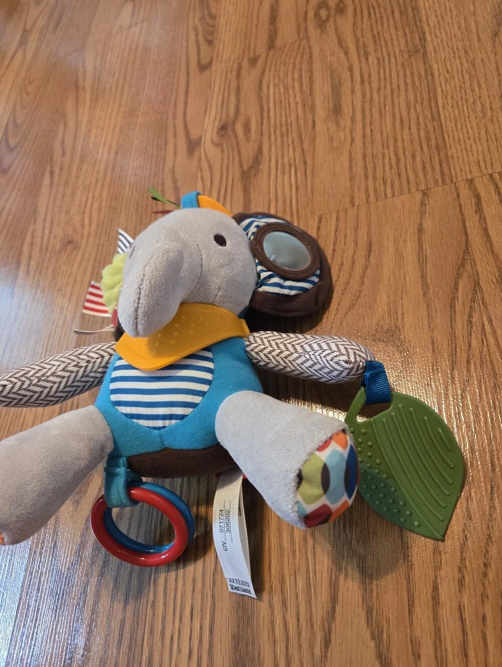 Skip Hop Elephant Bandana Buddies Baby Activity Toy Plush Clip Sensory Toy Kids